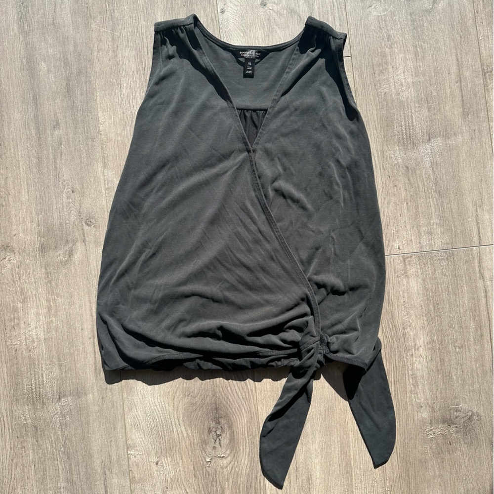 Banana Republic tank top - size XS